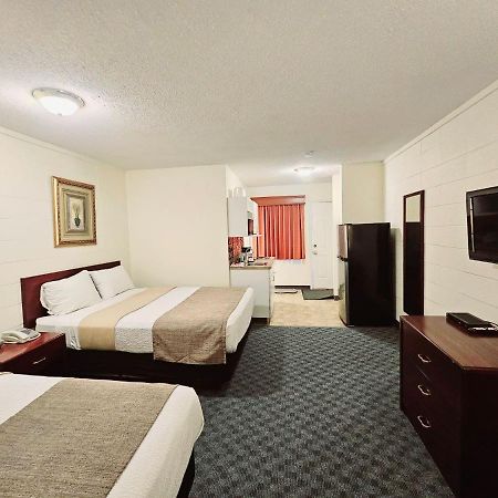 Canadian Motor Inn Grande Prairie Extérieur photo