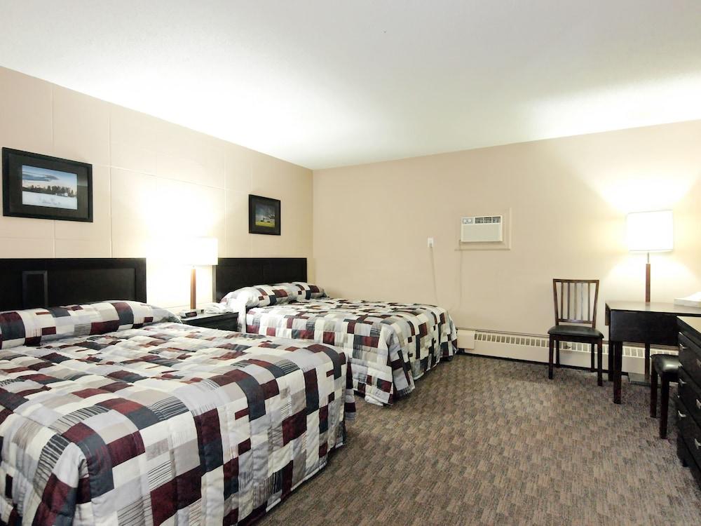 Canadian Motor Inn Grande Prairie Extérieur photo