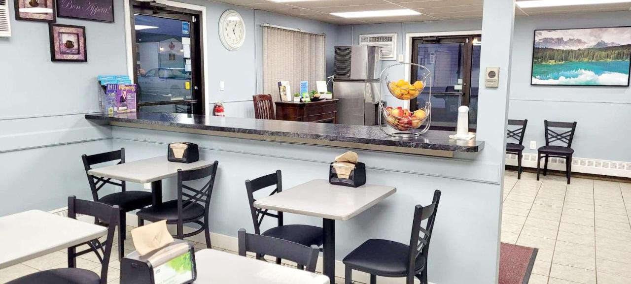 Canadian Motor Inn Grande Prairie Extérieur photo