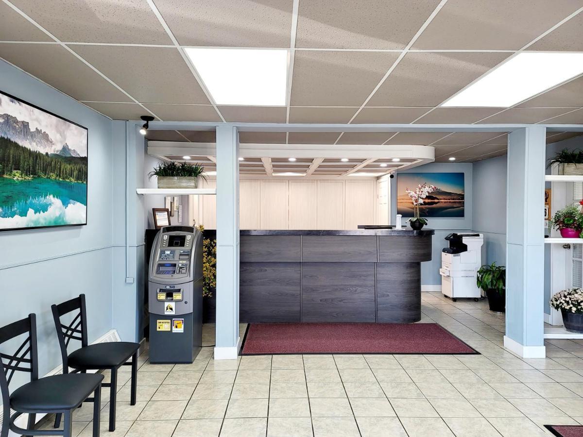 Canadian Motor Inn Grande Prairie Extérieur photo