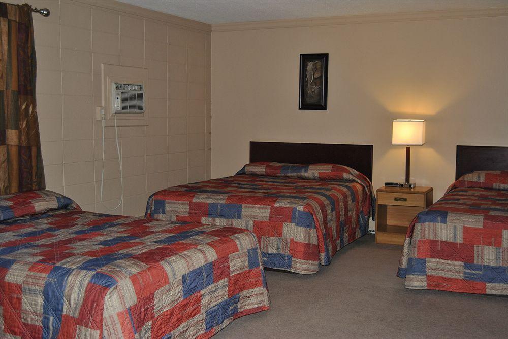 Canadian Motor Inn Grande Prairie Extérieur photo